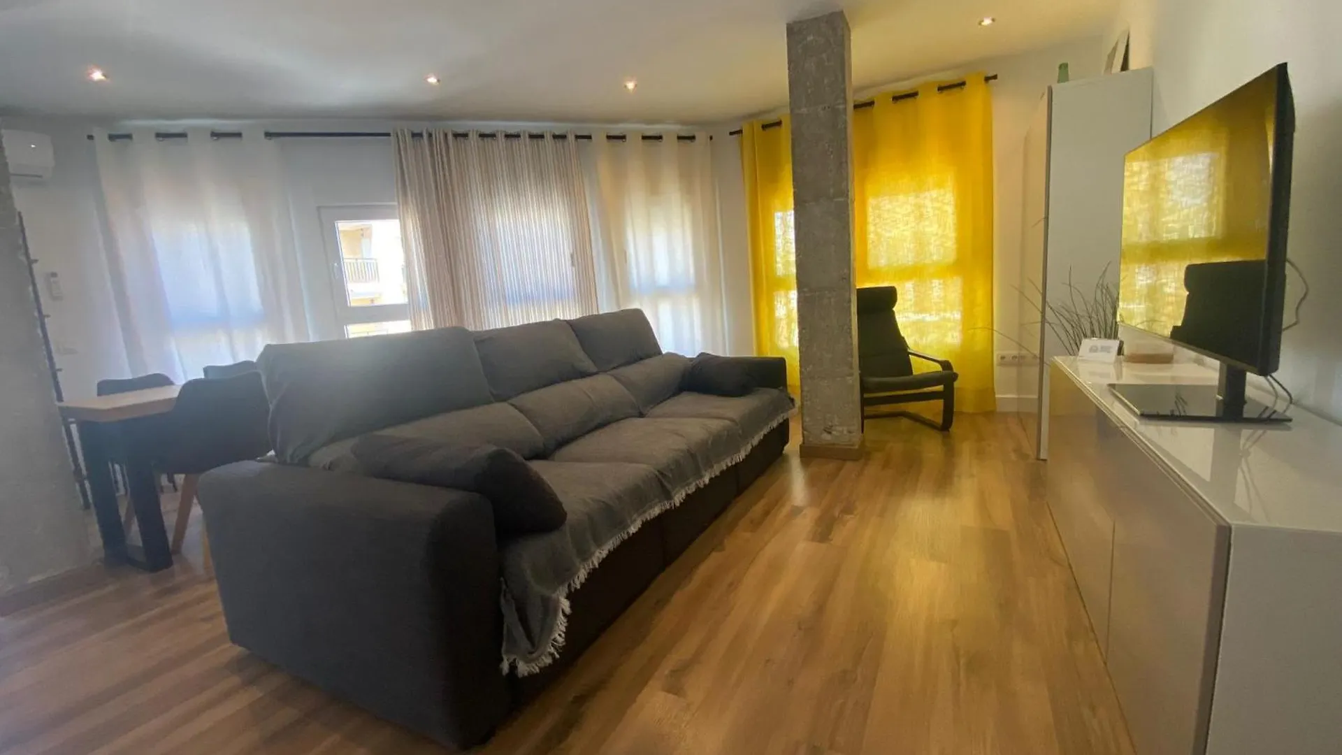 Salitre 51 Home Malaga II Spain